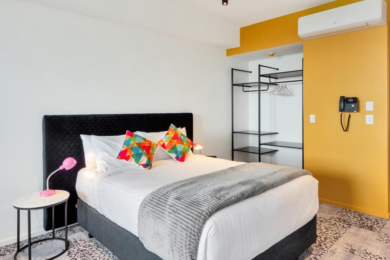 Roomie Hotel 4*