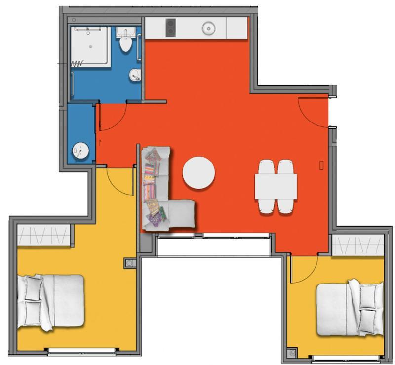 Roomie Hotel