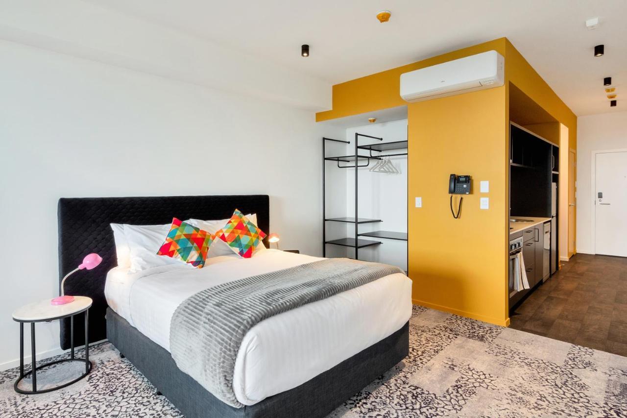 Roomie Hotel 4*