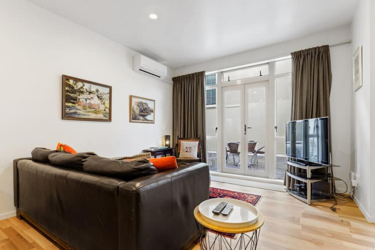 Cbd Spacious 3 Storey Terrace House With Courtyard * Auckland