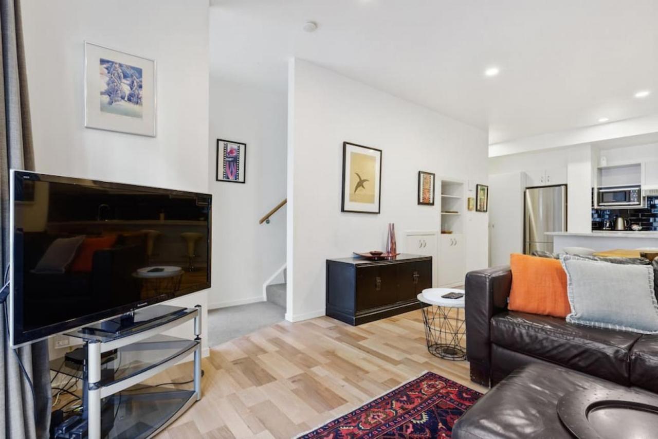 Cbd Spacious 3 Storey Terrace House With Courtyard Auckland