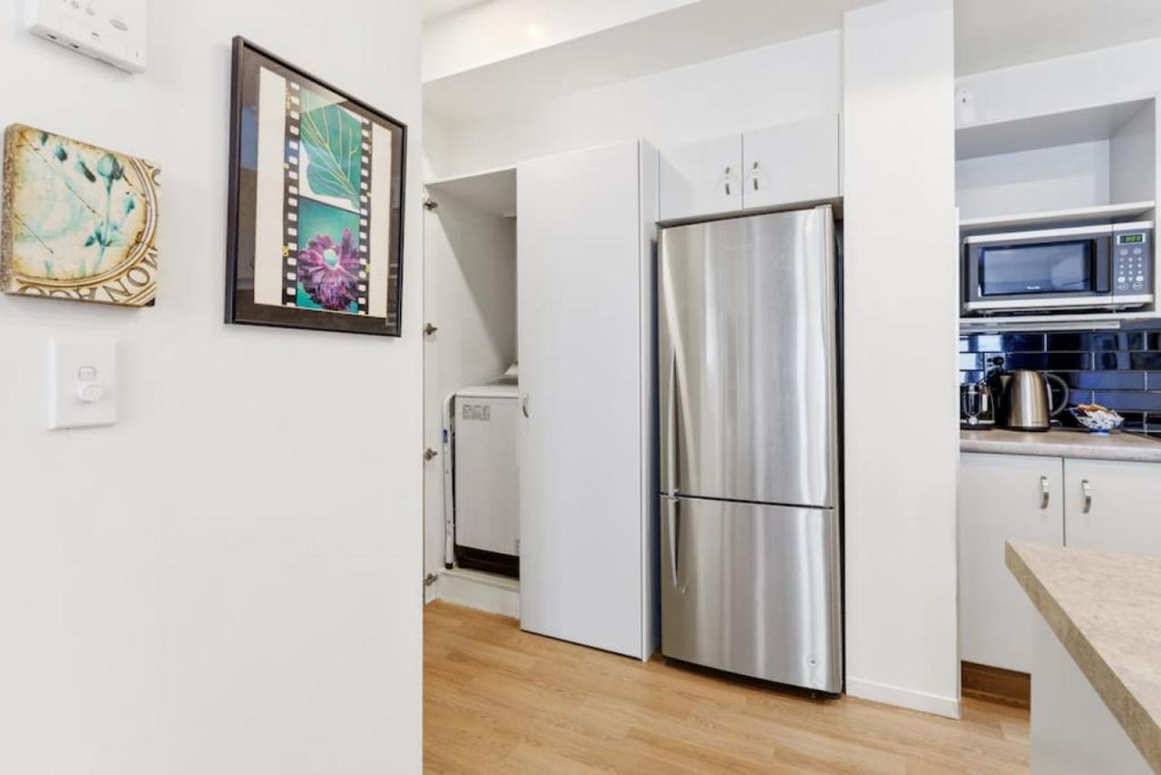 Cbd Spacious 3 Storey Terrace House With Courtyard * Auckland