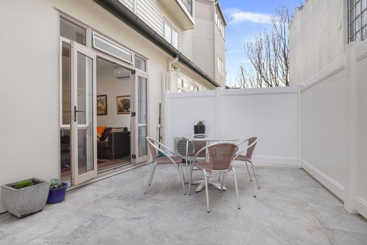 Cbd Spacious 3 Storey Terrace House With Courtyard Casa de férias