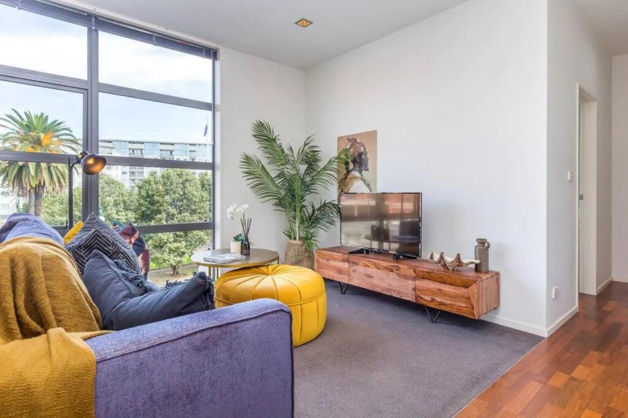 Deluxe Mahuhu 2 Bedroom - Spark Arena - Free Parking Apartment *