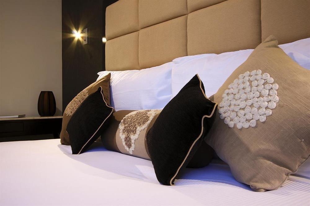 Vr Queen Street & Aparthotel 4*
