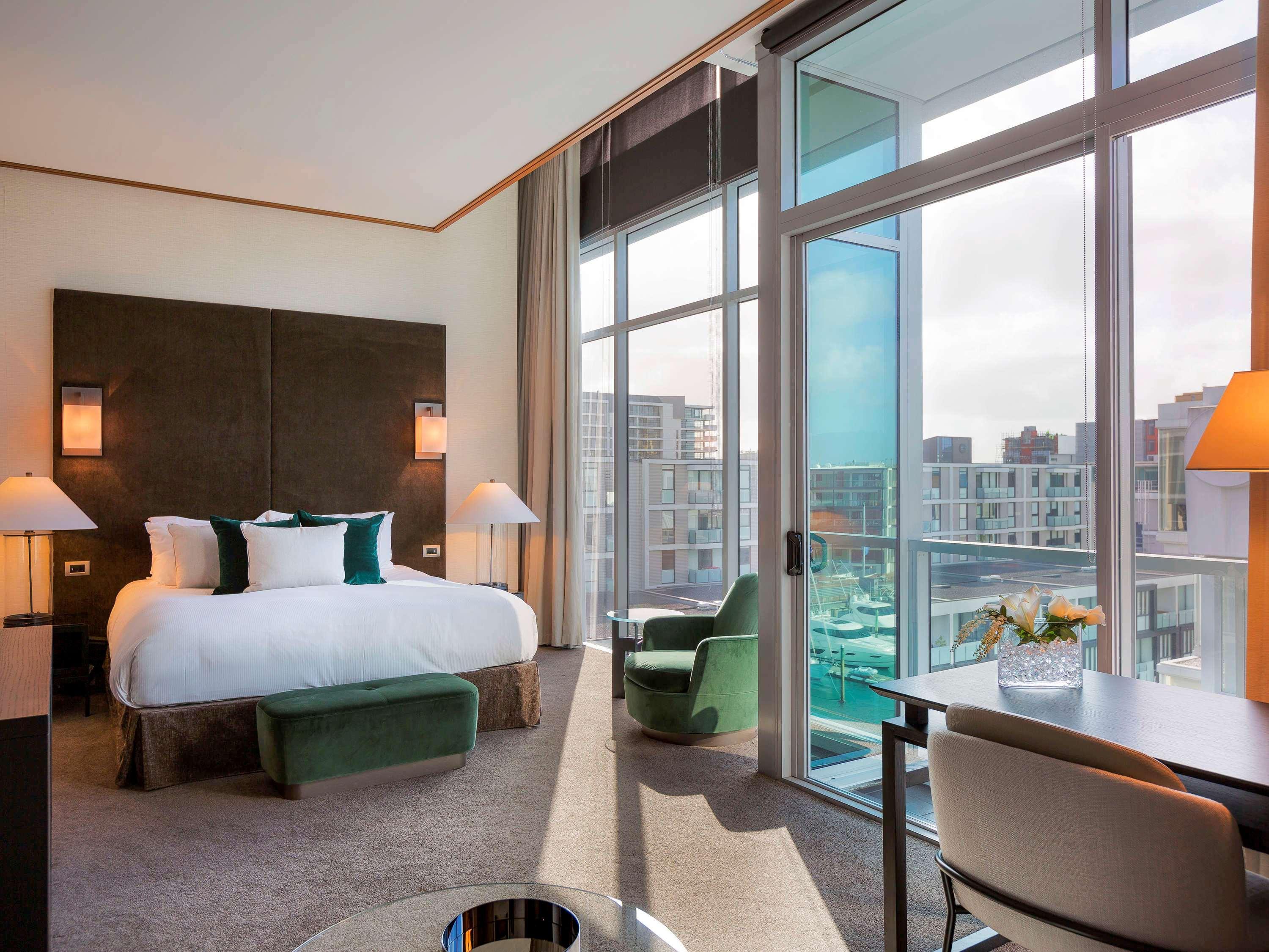 Sofitel Viaduct Harbour 5*