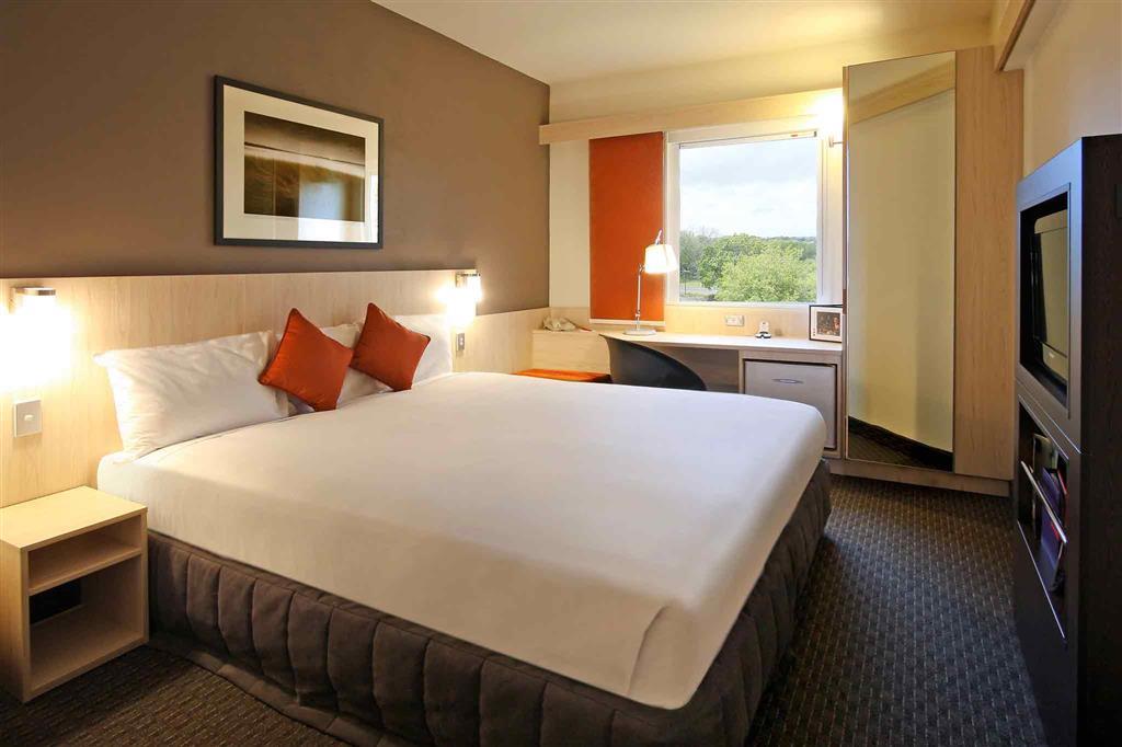 Ibis Ellerslie Hotel