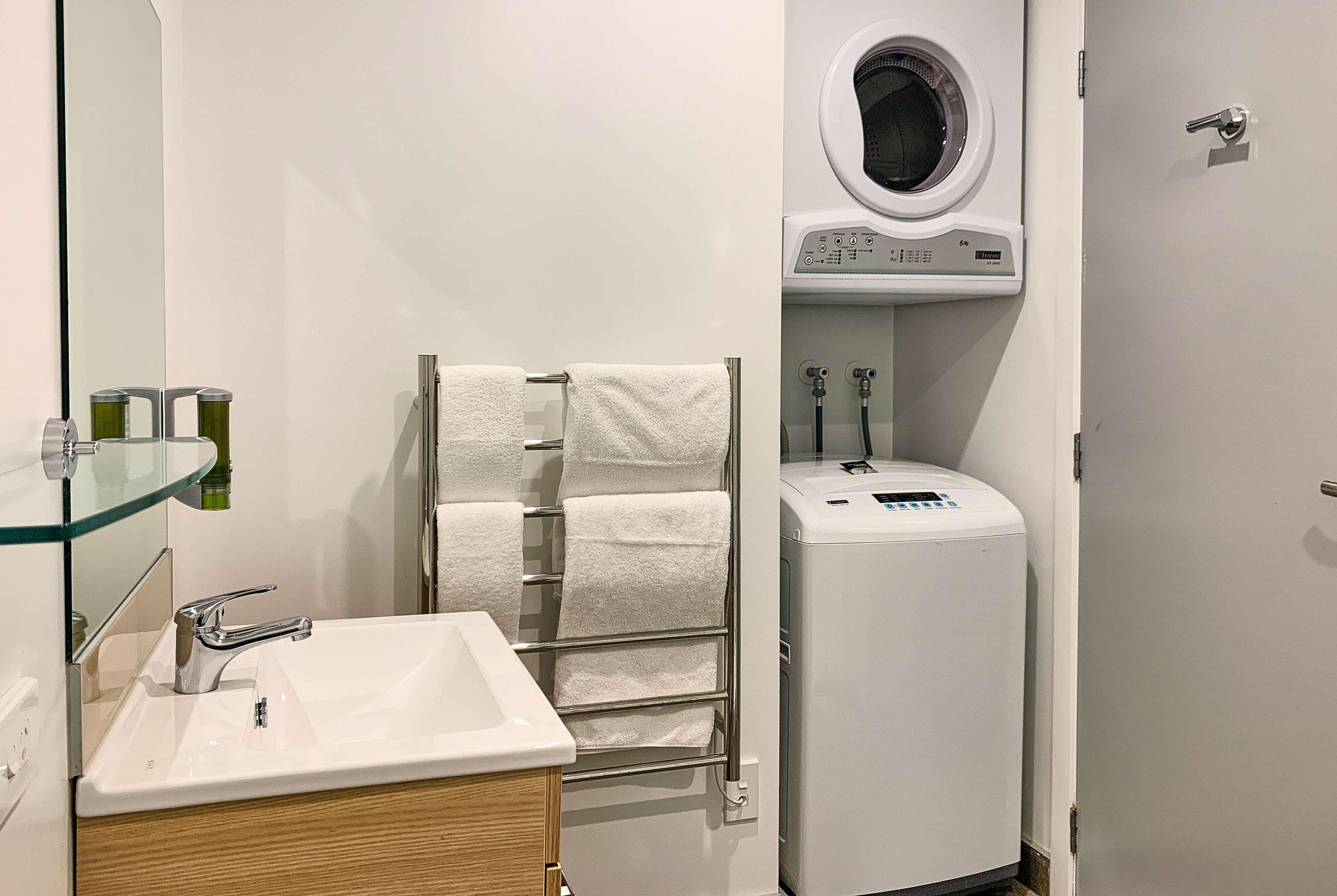 Ramada By Wyndham Albany 4* Auckland