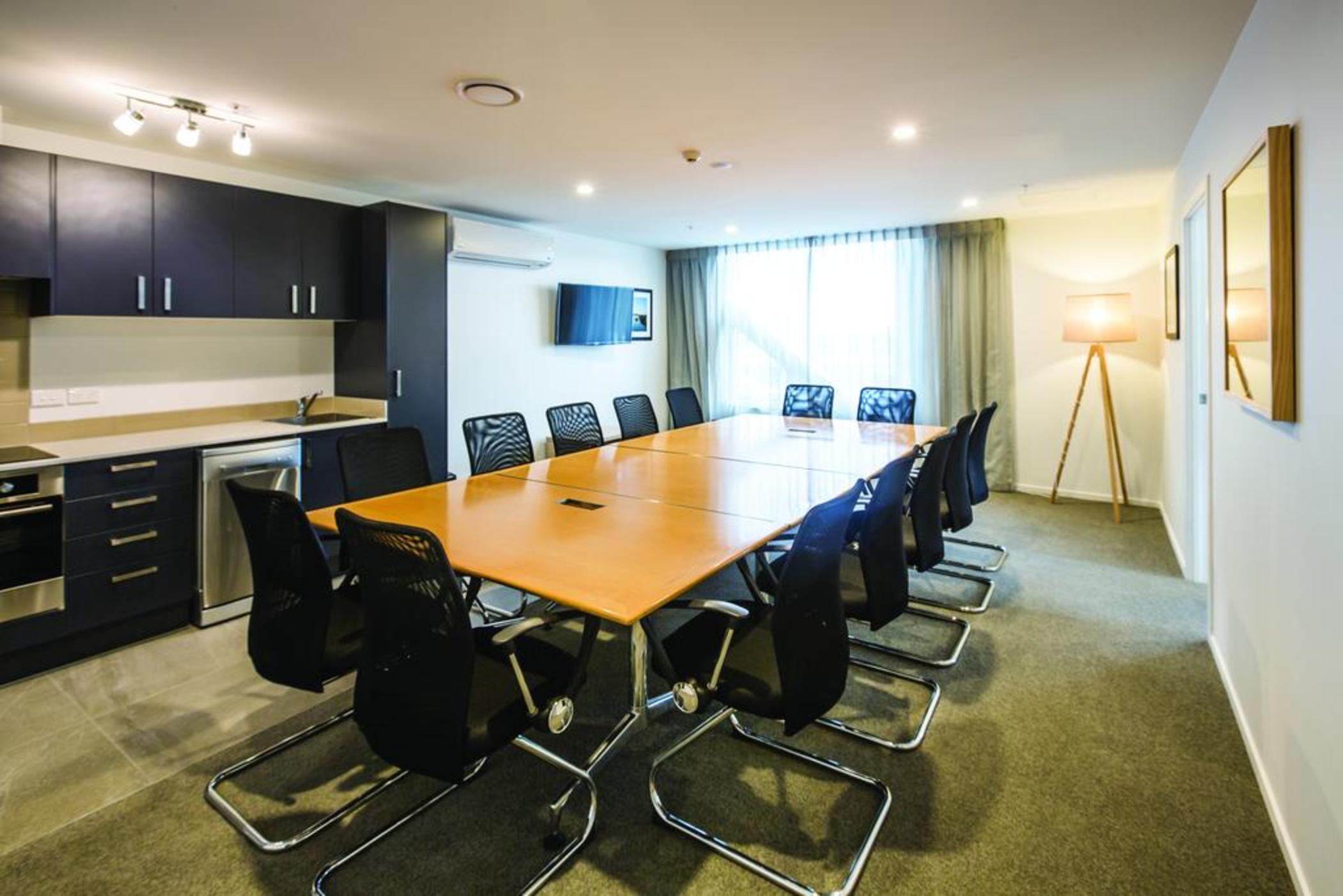 Ramada By Wyndham Albany Aparthotel