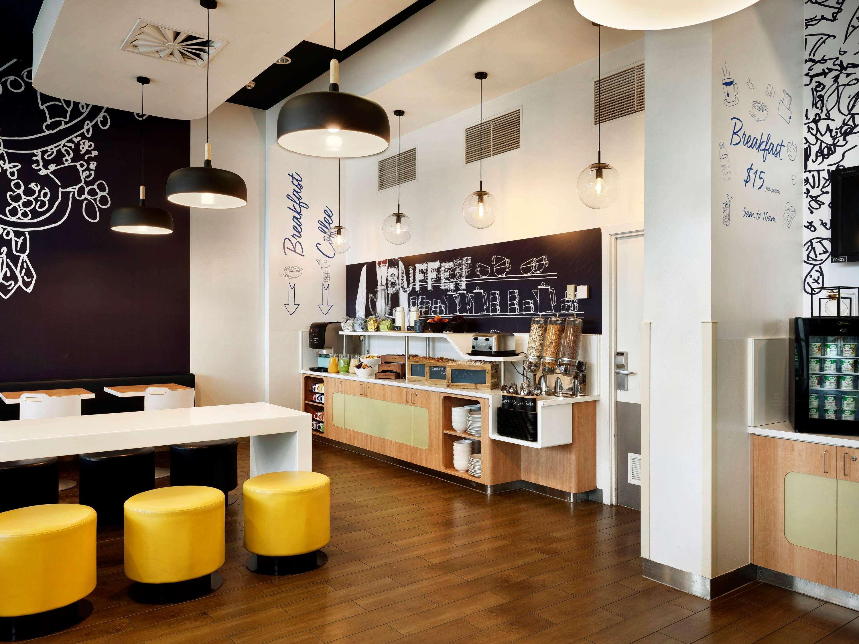 Ibis Budget Airport