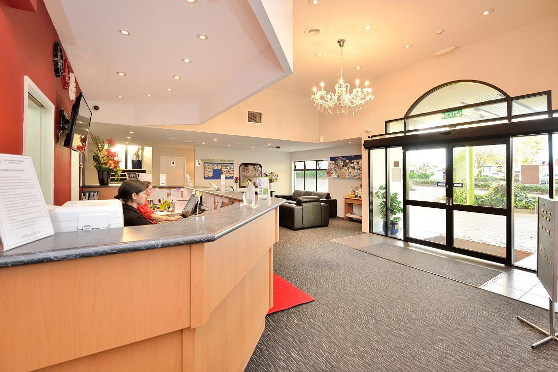 Manukau & Conference Centre 3*