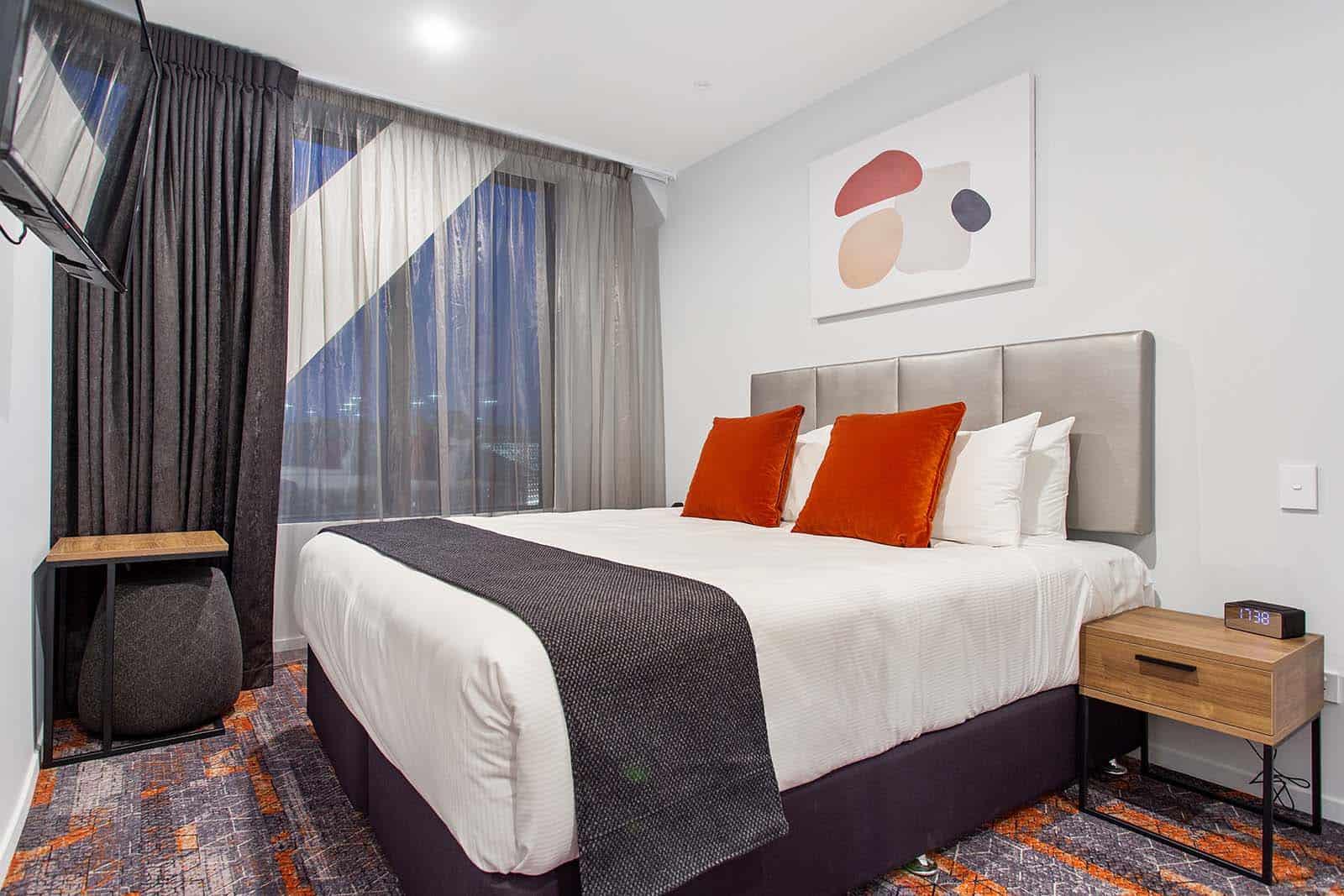 Ramada By Wyndham Newmarket Hotel 4*