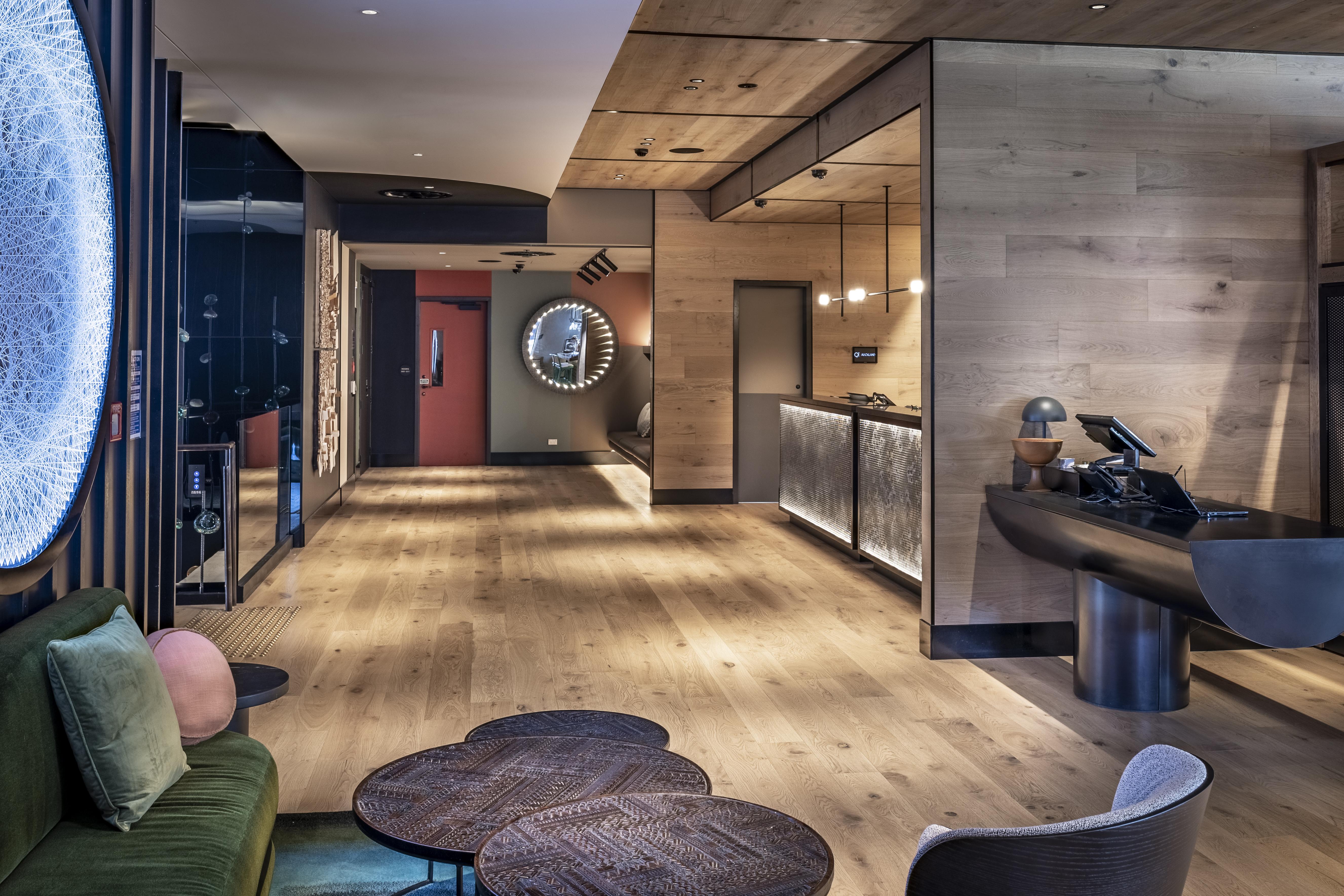 Qt Hotel