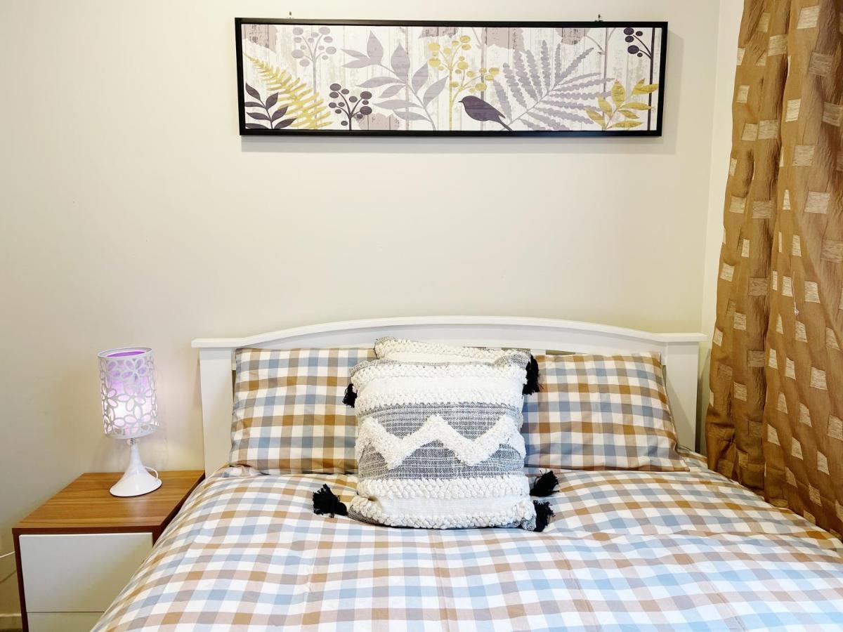 Cozy In Pinehill Auckland