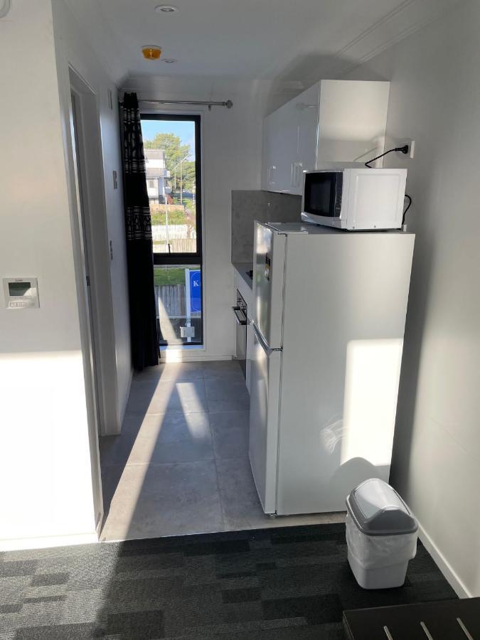 Krishna - Newly Built In Papakura Motel *