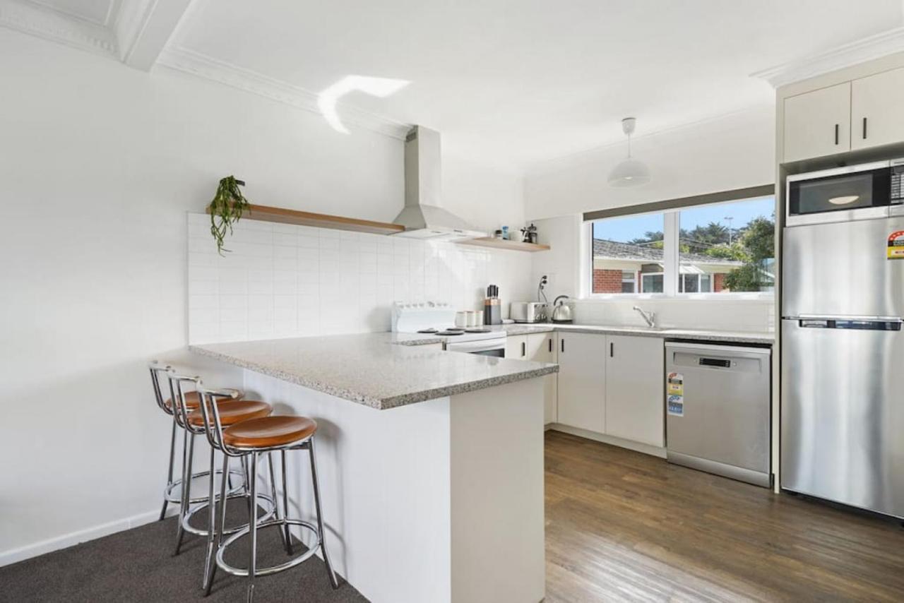 Renovated Takapuna 2br L Parking L Skytower * Auckland