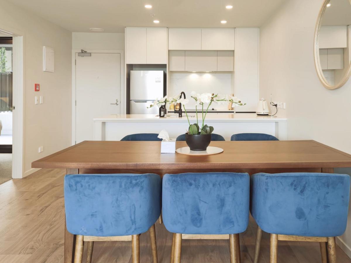 Apartment Luxurious 2 Bedroom Free Secure Parking