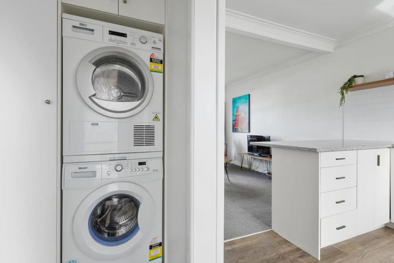 Renovated Takapuna 2br L Parking L Skytower Auckland