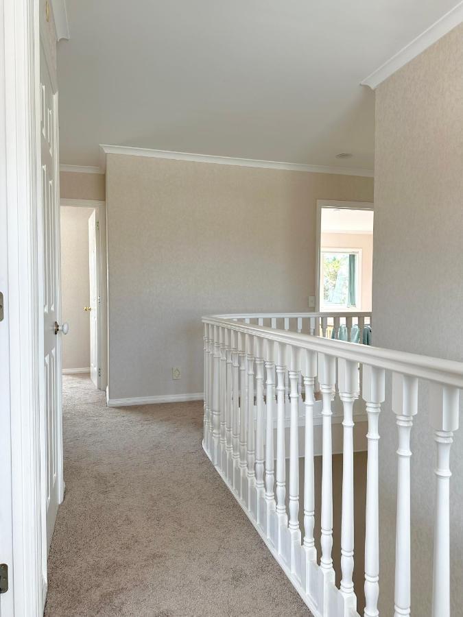 Holiday home Cheerful 4 Bedrooms With Stunning Sunshine