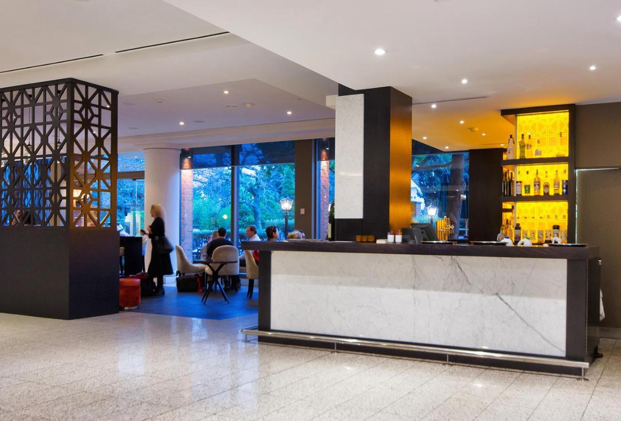 Apartment Qv Modern In Cbd W Carpark-868 *