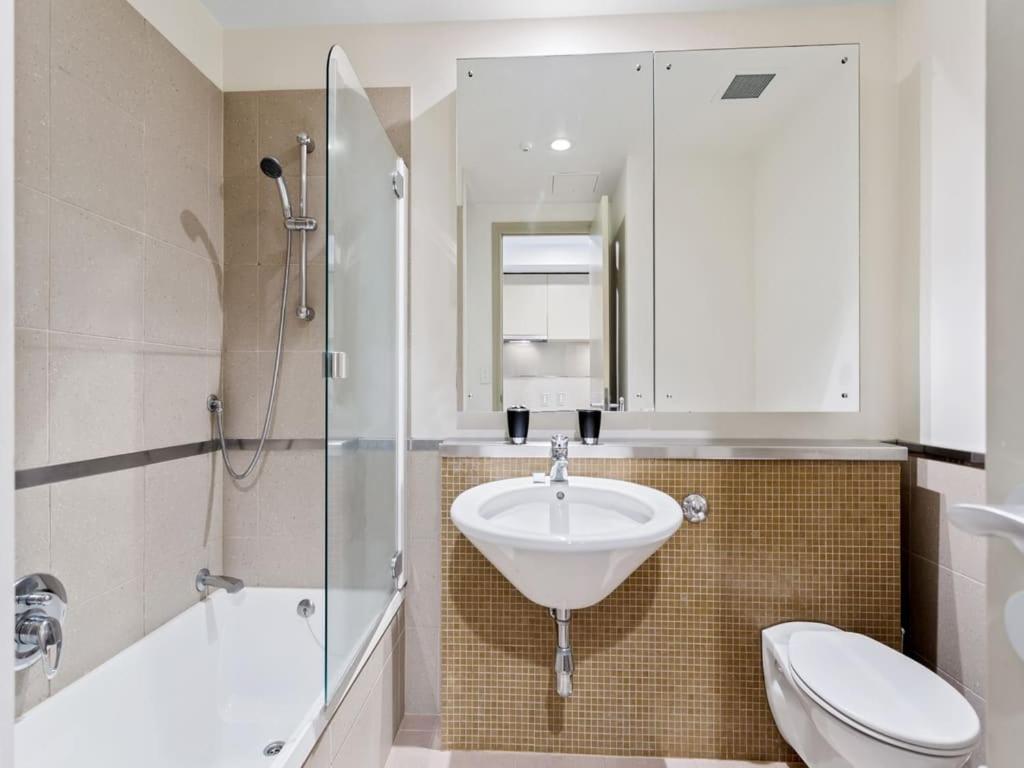 Beautiful In The Viaduct With Free Carpark! Apartment Auckland