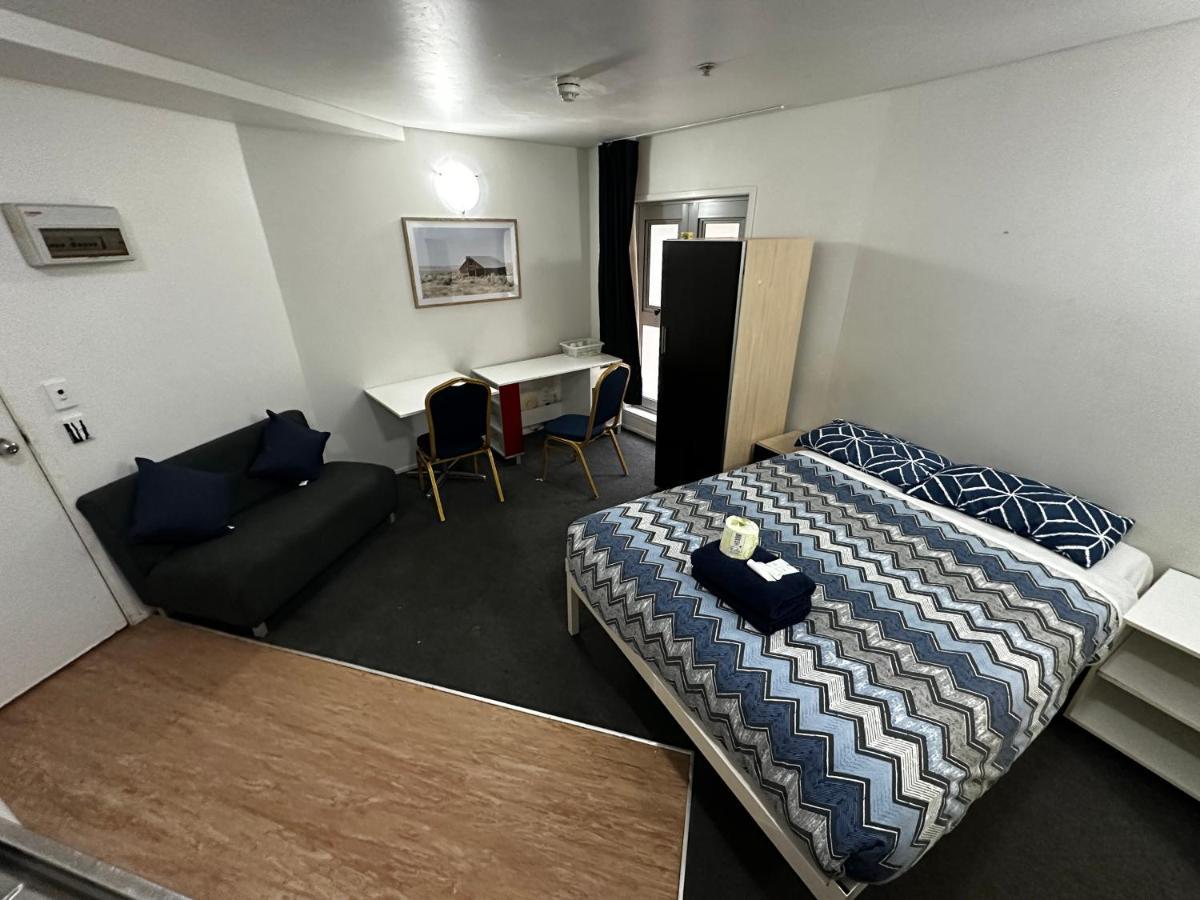 Aparthotel Columbia 3*