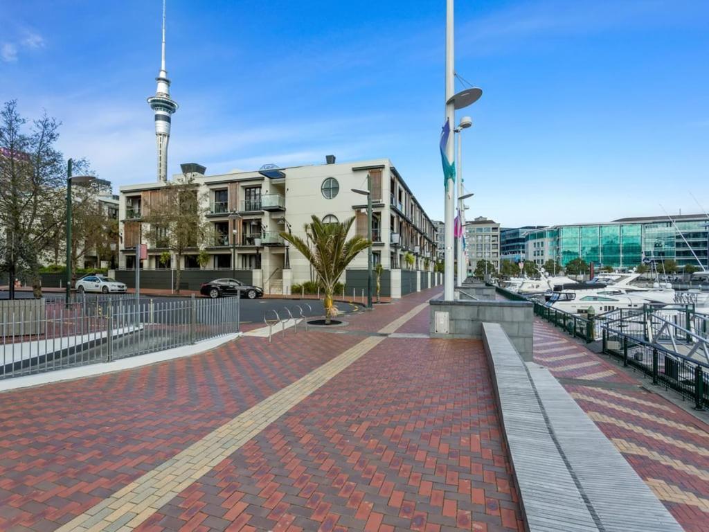 Beautiful In The Viaduct With Free Carpark! Apartment *