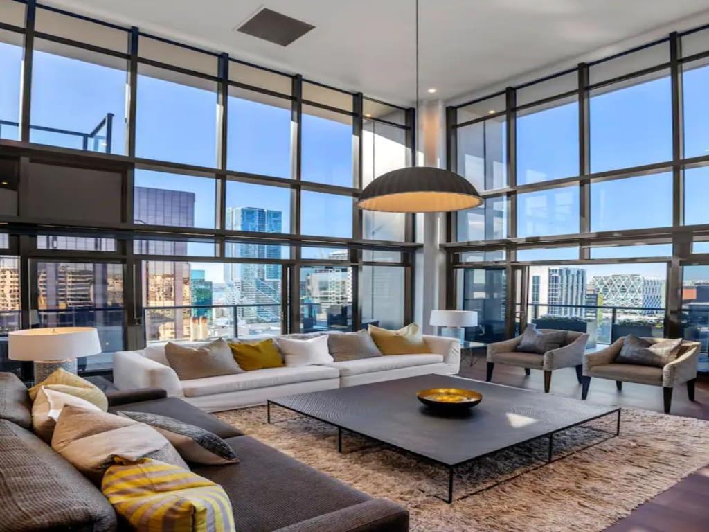 Apartment Penthouse Sophistication On Queen Street *