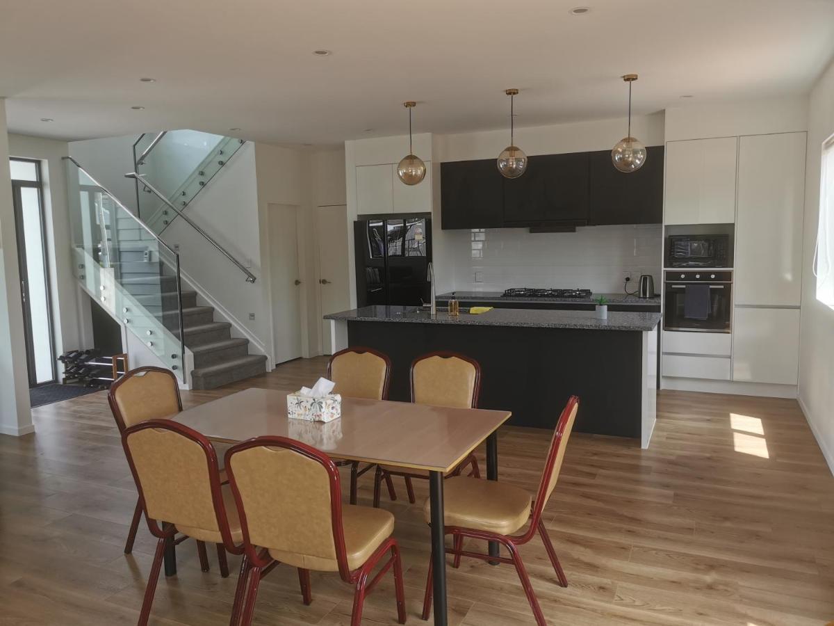Holiday home Stunning In Papatoetoe *