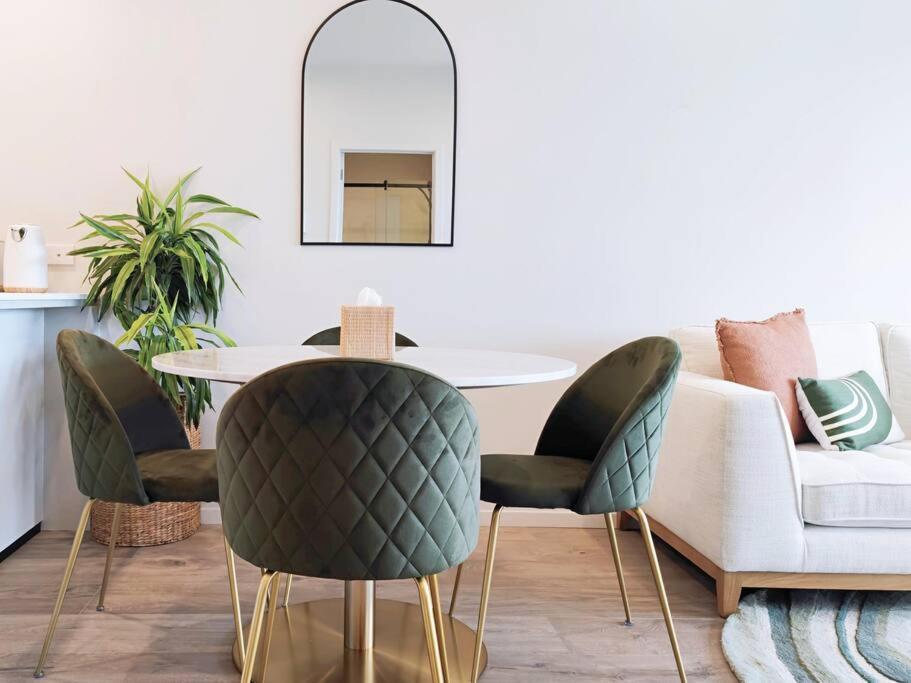 Brand New Stylish 2br Apartment- Free Parking Apartment Auckland