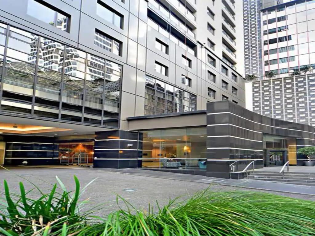 Penthouse Sophistication On Queen Street Apartment Auckland