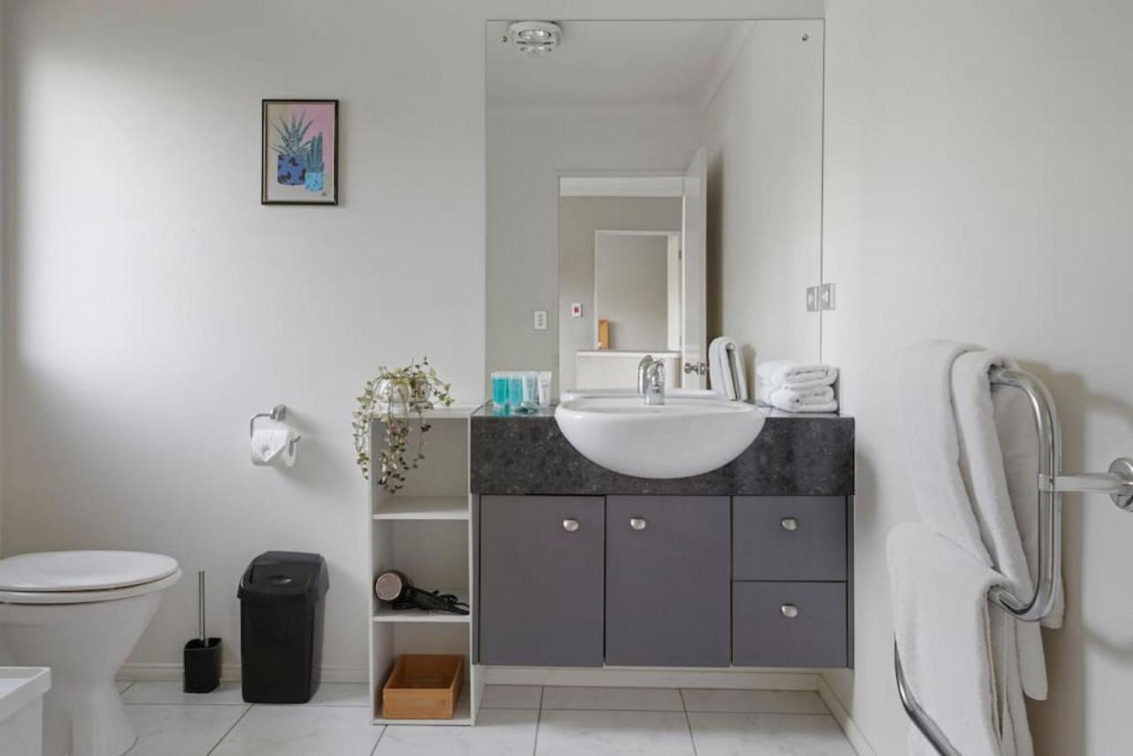 Spacious Family - Fenced Garden - Netflix * Auckland