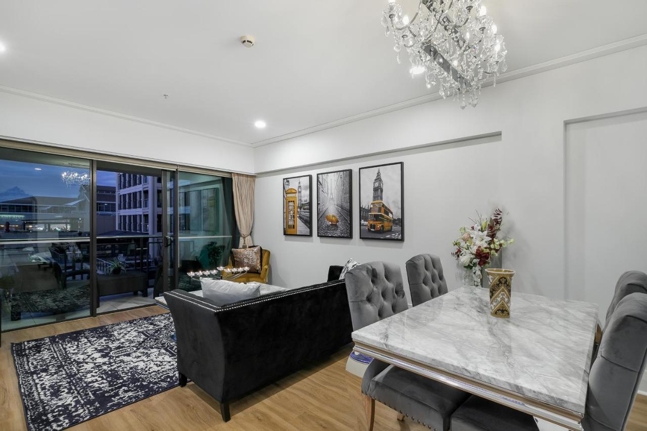 Extravagant Escape Apartment *