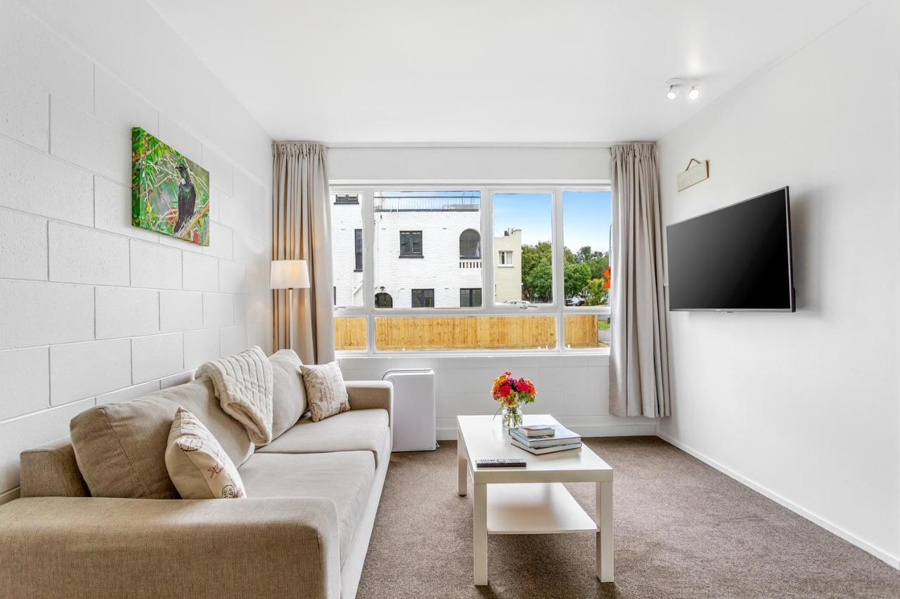 One Bedroom Apartment, Heart Of Newmarket * Auckland