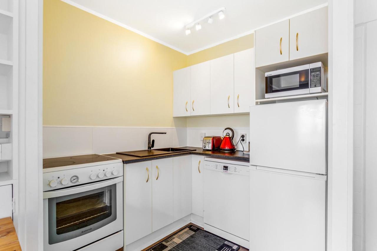 One Bedroom Apartment, Heart Of Newmarket * Auckland