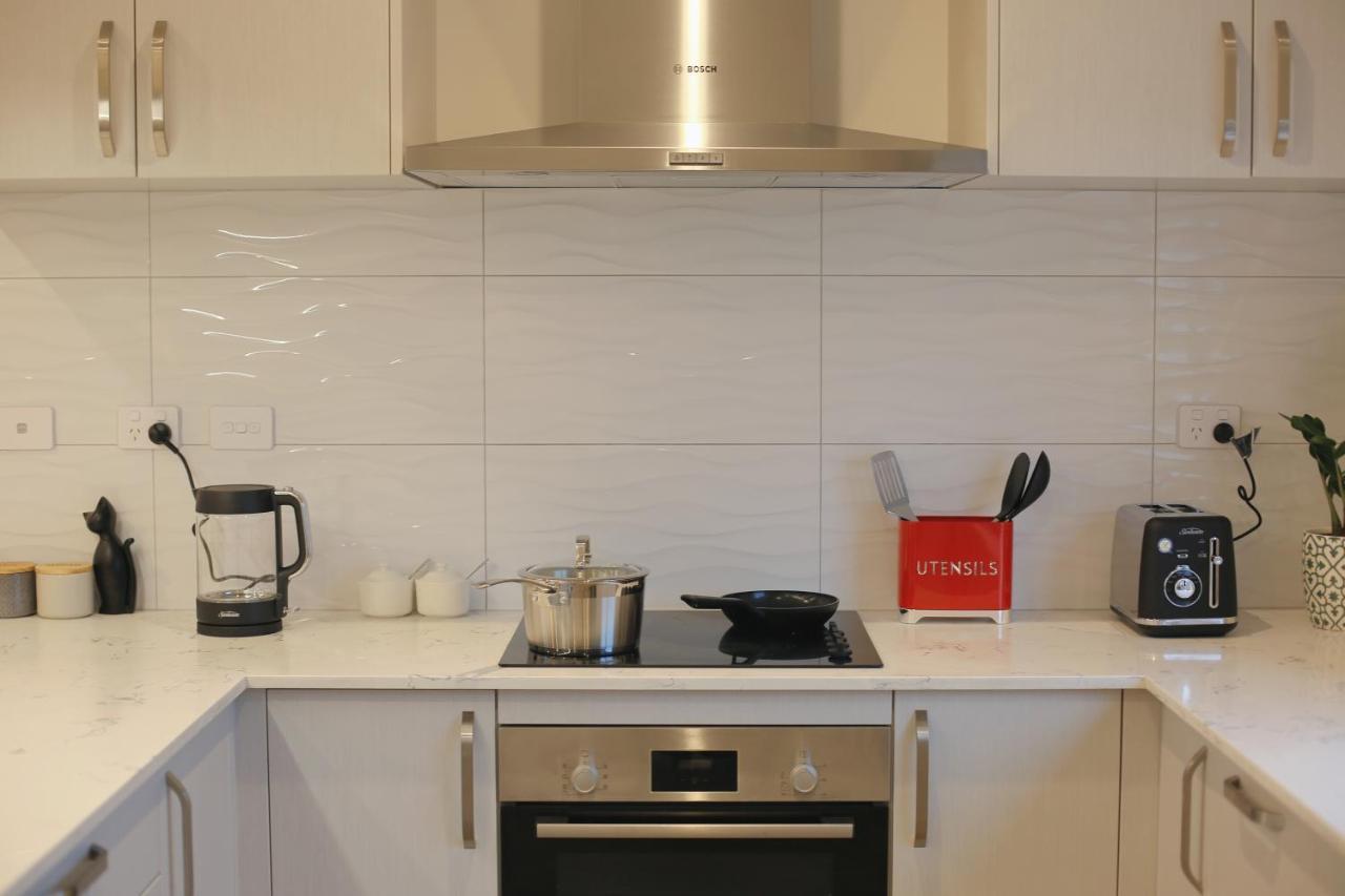 Apartamento Cozy And Comfortable, Sunny Three-storey Building Auckland