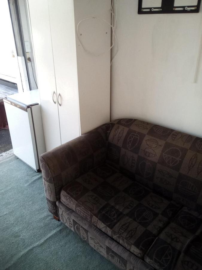 The Joyous Family Homestay Auckland