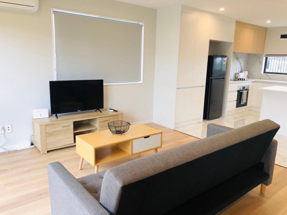Villa Modern & Luxurious 2
