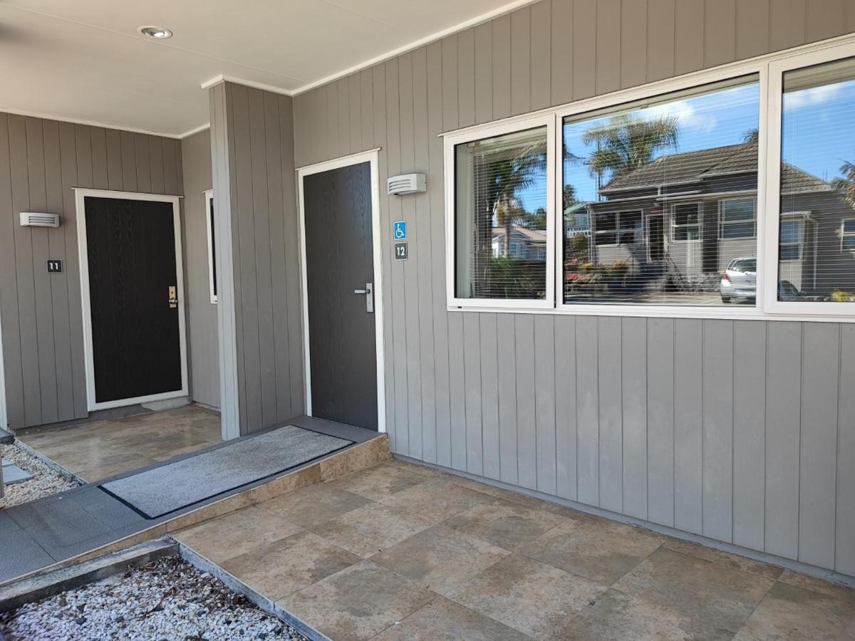 Phoenix Palm Motel 3*
