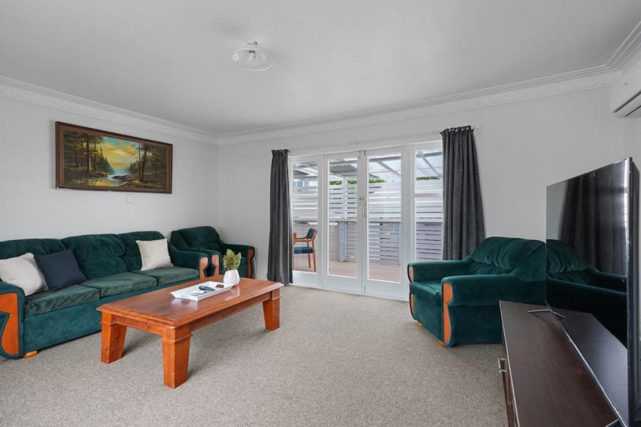 Homey Hideaway 3 Bedroom W Parking , Wi-fi And Netflix Holiday home