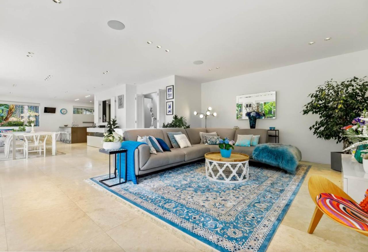 Holiday home Luxury Tropical Oasis, Beach, Village Near Cbd