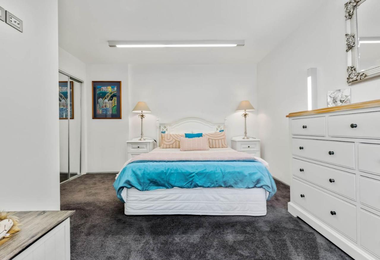 Luxury Tropical Oasis, Beach, Village Near Cbd