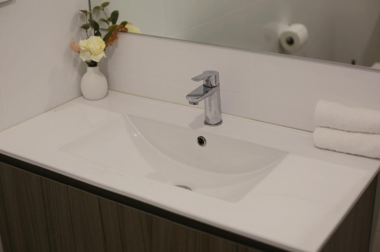 Cozy And Comfortable, Sunny Three-storey Building Apartamento *