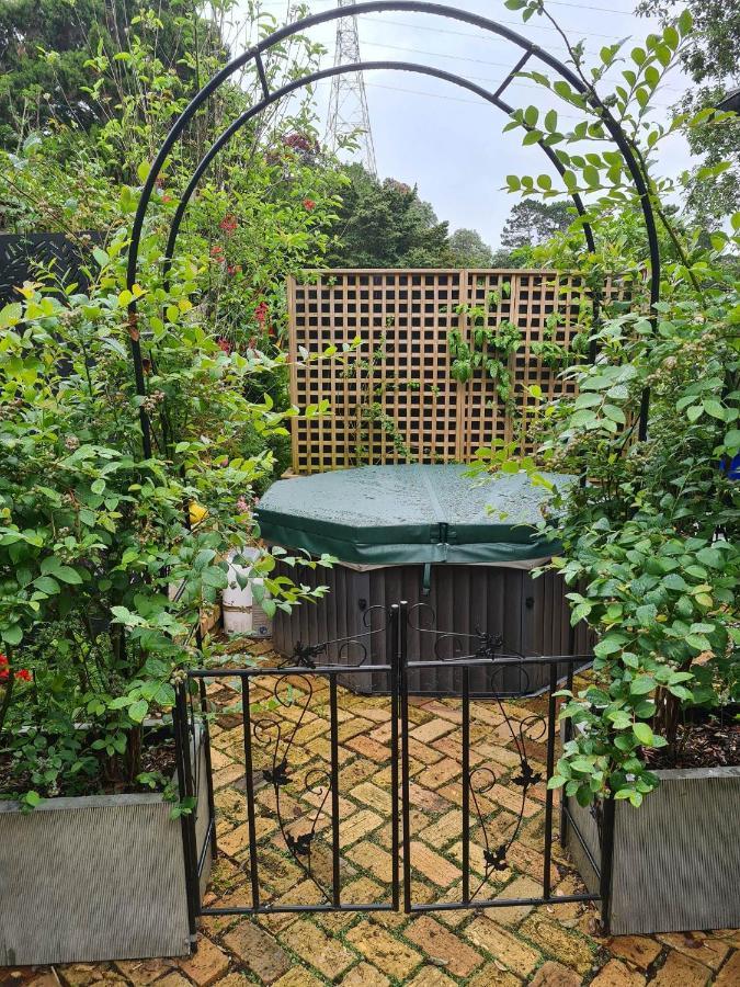 Bed & Breakfast Dovecote House *