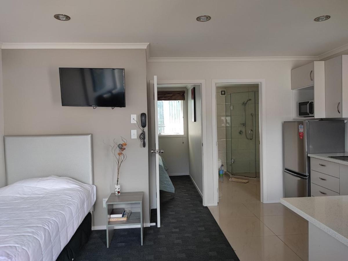 Phoenix Palm 3* Auckland