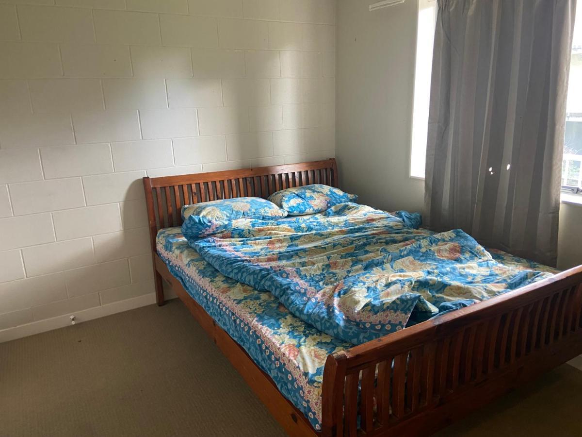 Apartment Nice And Tidy 3 Bedrooms Apartment, Free Parking