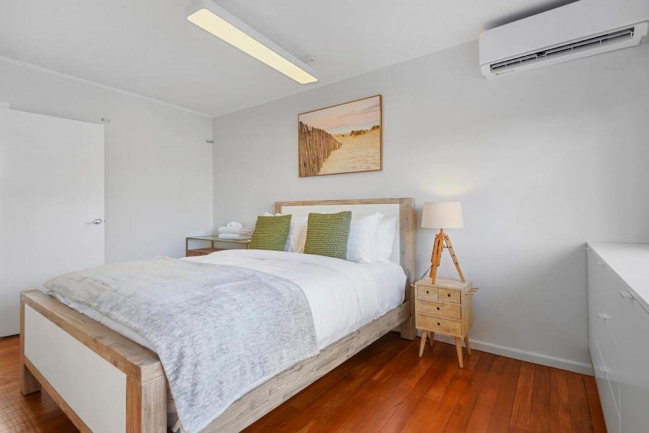 Amazing By - Fully Aircon-ed - Wifi Auckland