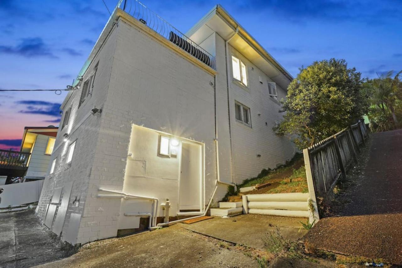 The Nifty Nook With Parking And Wi-fi Auckland