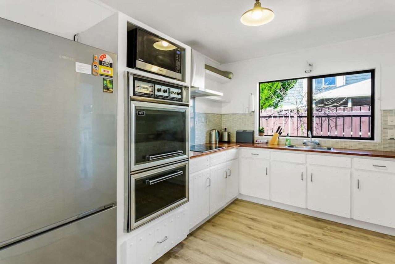Family Retreat With Parking, Wi-fi And Garden
