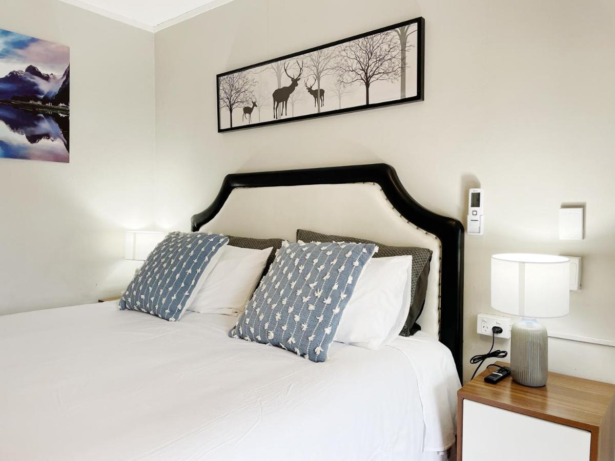 Pupuke Manor Motel Auckland